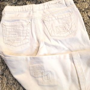 10 slim Limited Too Cuffed White Denim Capri